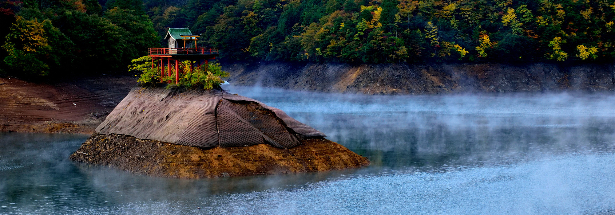 銀山湖の画像