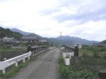 鉱山道路・田路川にかかる新金橋の画像