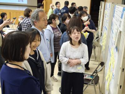 ポスターセッションの様子(3)