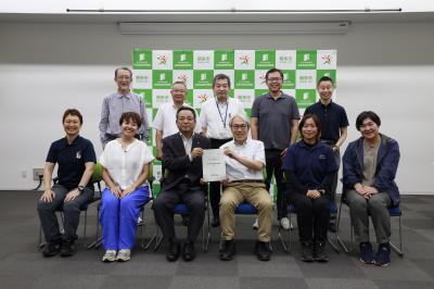 審議会委員集合写真
